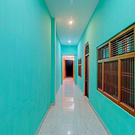 Hotel O Home Om Marriage Hall Ayodhya Eksteriør billede
