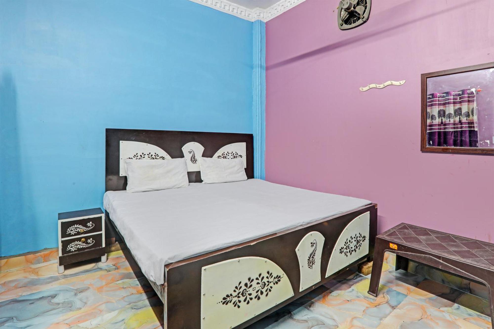 Hotel O Home Om Marriage Hall Ayodhya Eksteriør billede