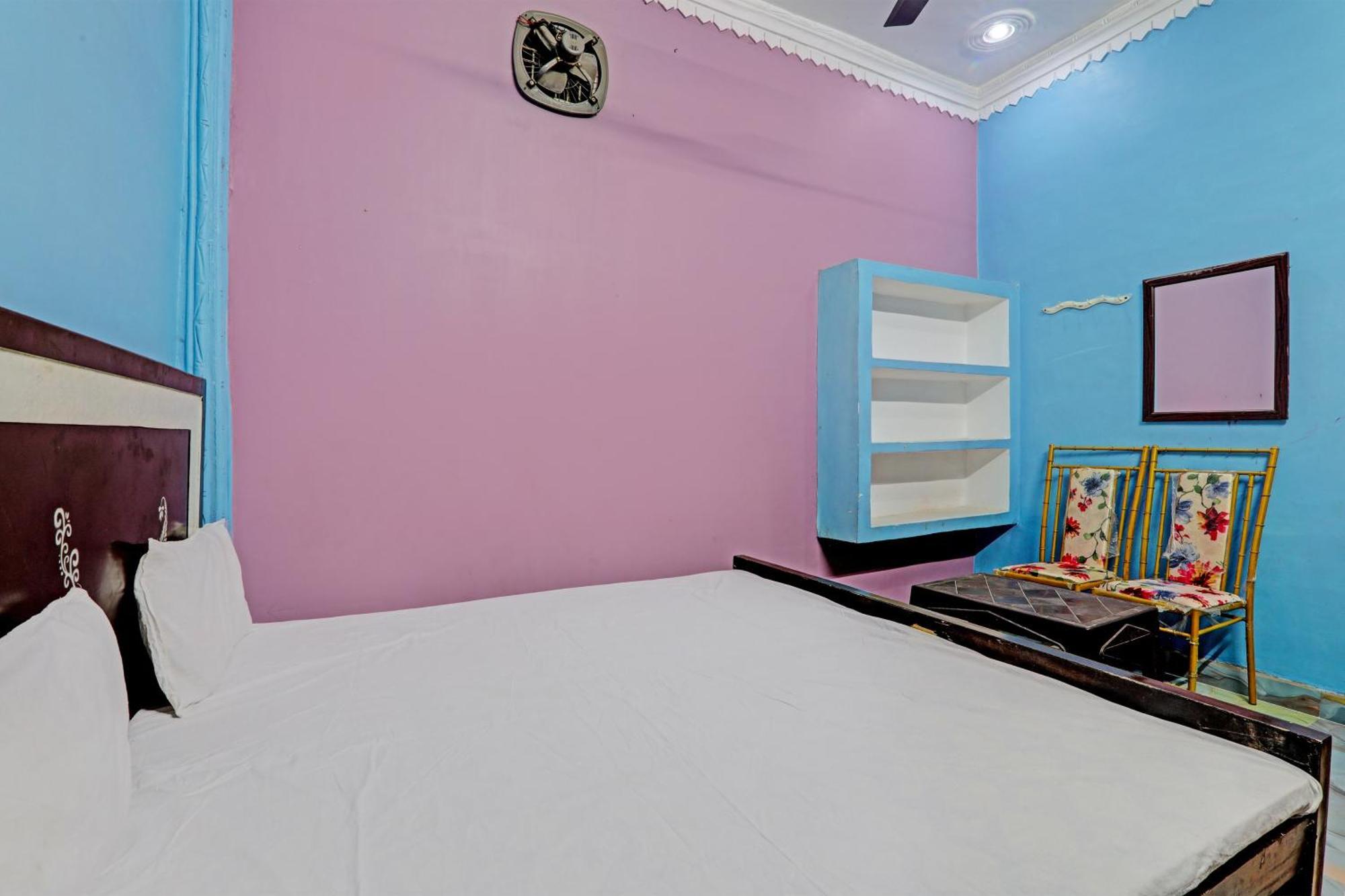 Hotel O Home Om Marriage Hall Ayodhya Eksteriør billede