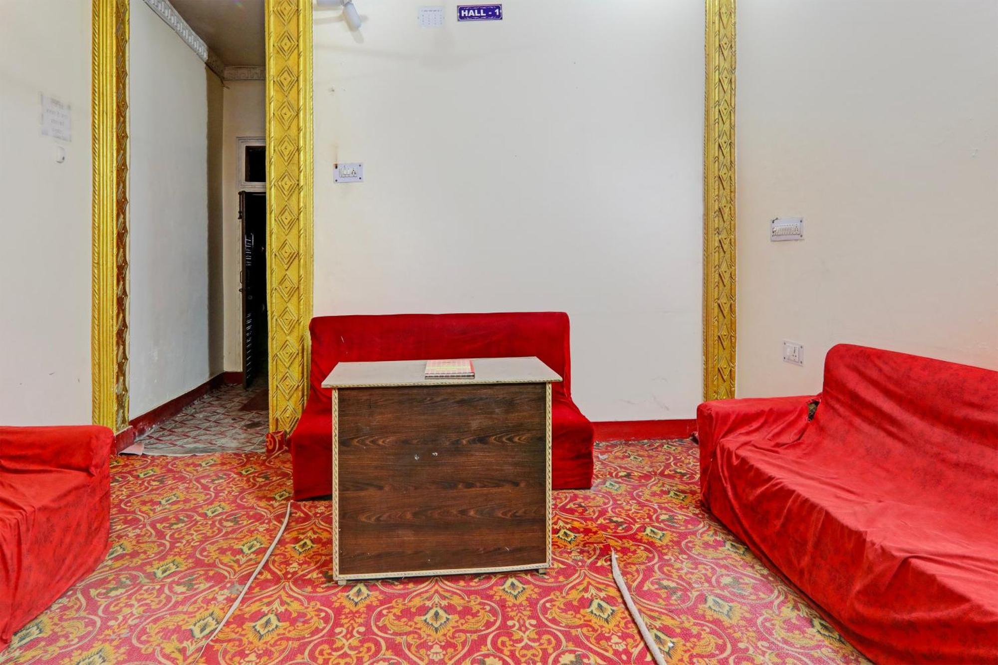 Hotel O Home Om Marriage Hall Ayodhya Eksteriør billede