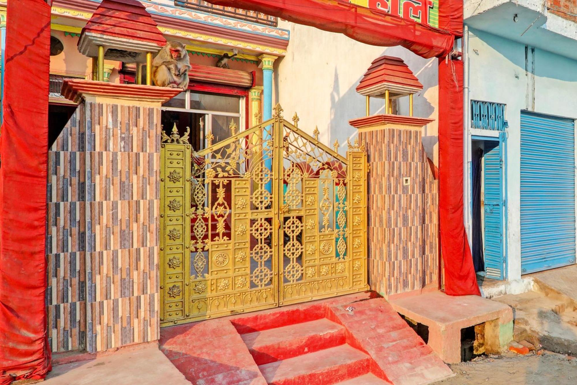 Hotel O Home Om Marriage Hall Ayodhya Eksteriør billede