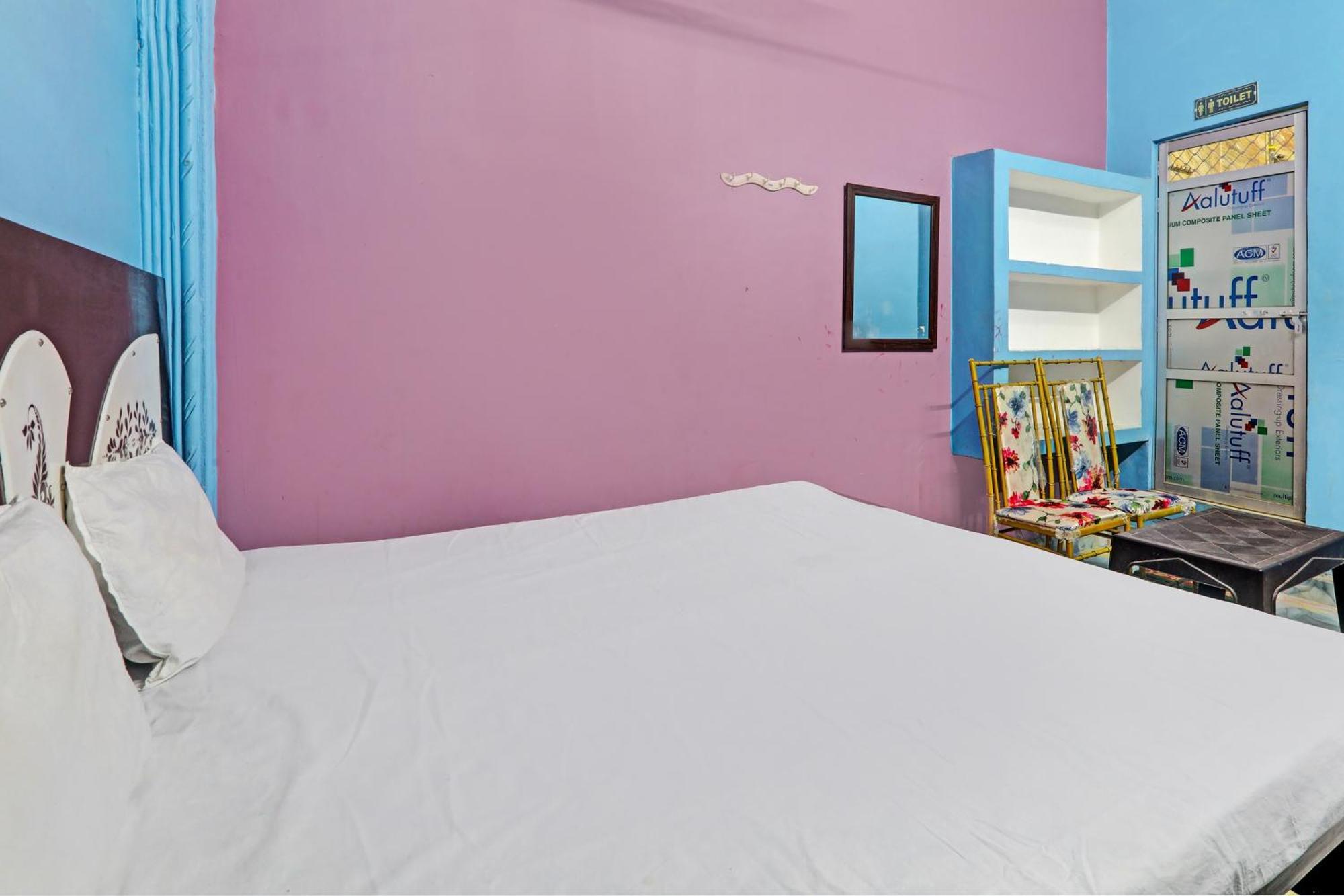 Hotel O Home Om Marriage Hall Ayodhya Eksteriør billede